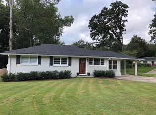 2657 Woodridge Dr, Decatur, GA 30033