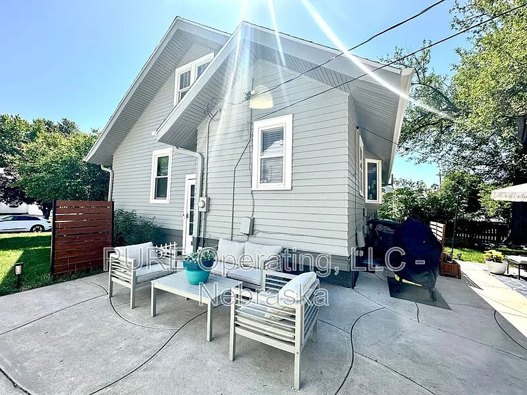 5724 Rees St — Photo 53
