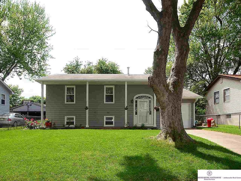 1st image of 2512 S 123rd Ave