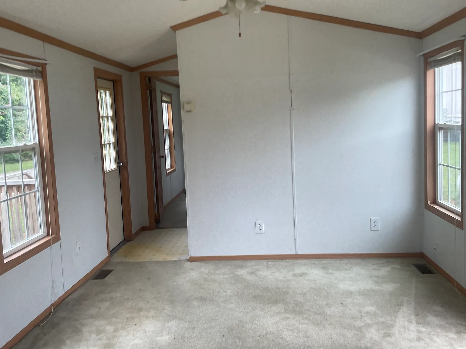 1 bed, $765 — Photo 3