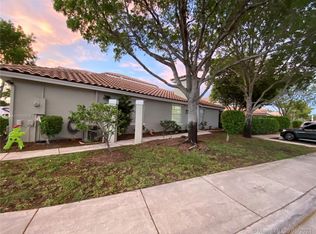 5613 NW 120th Ave, Pompano Beach, FL 33076