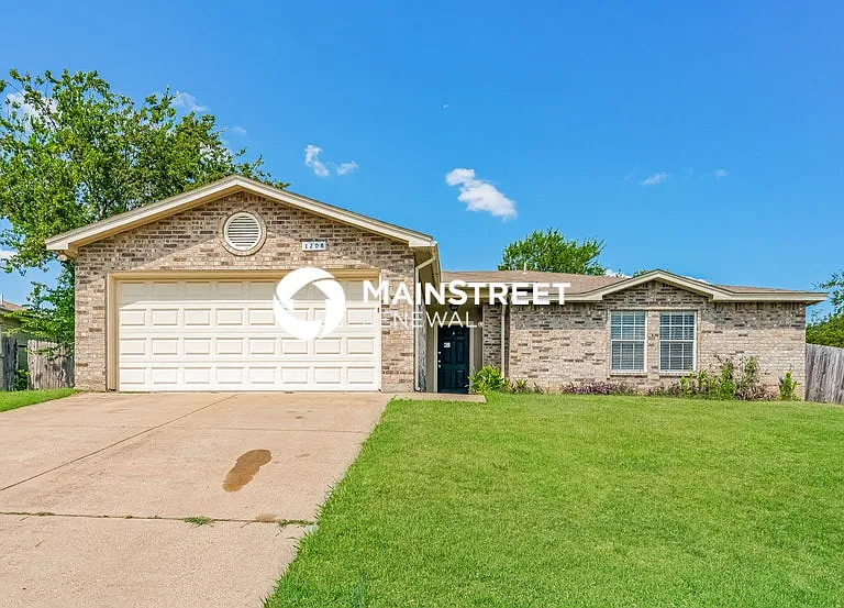1208 Mirike Dr — Photo 1
