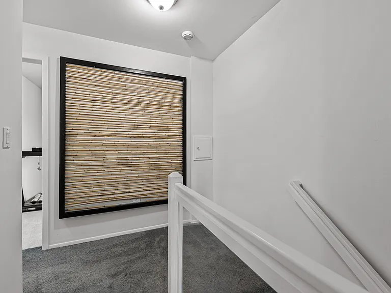 704 Oakbrook Ridge Dr — Photo 16