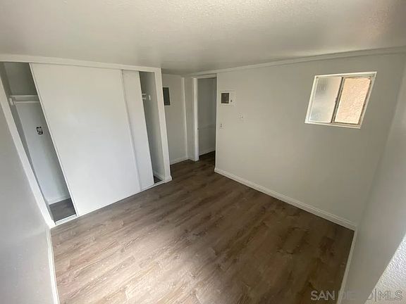 5th image of 528 N Citrus Ave