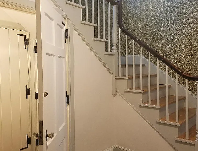 115 Llenroc Ct #B — Photo 2