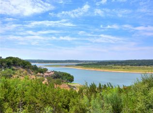 415 Hummingbird Way, Spicewood, TX 78669