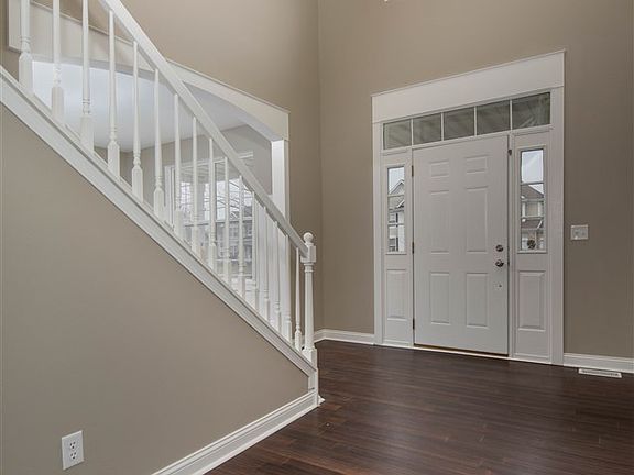 2nd image of 12320 Kings Point Dr