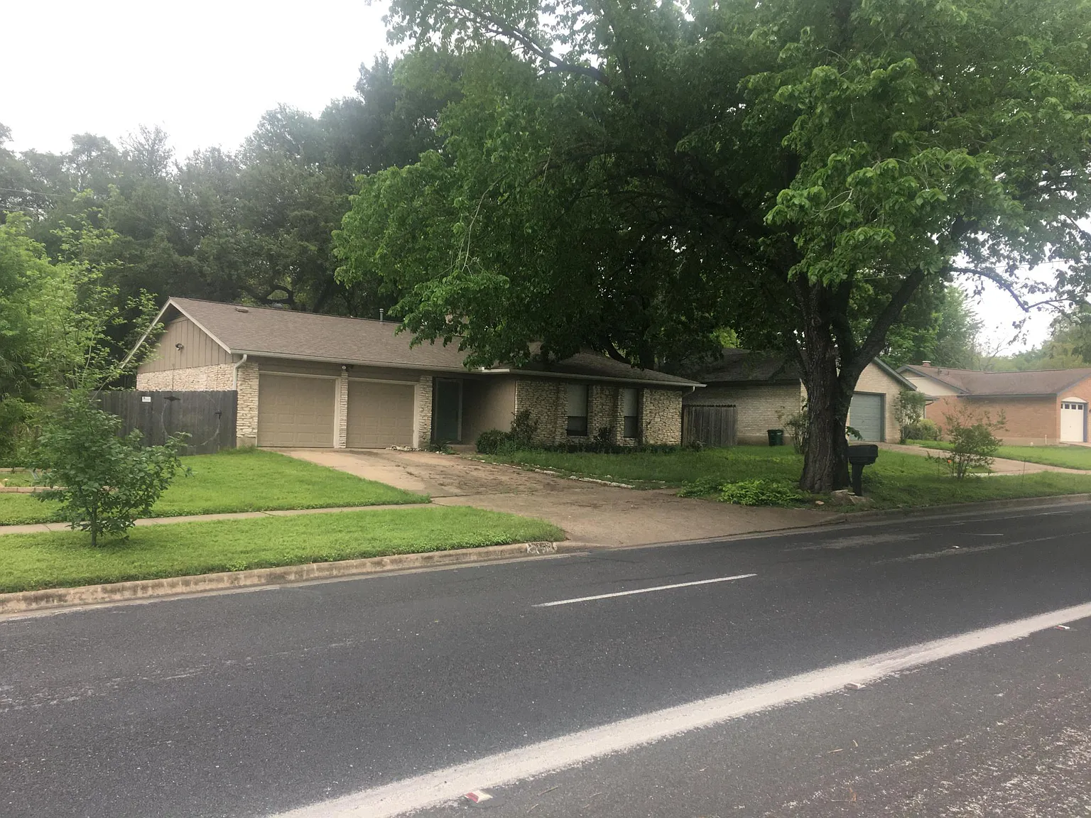 3 bed, 1756 sqft, $2,400 — Photo 1