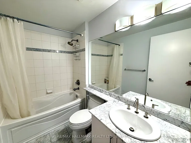 16 Yonge St #3803 — Photo 28