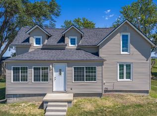 1315 212th St, Mondamin, IA 51557