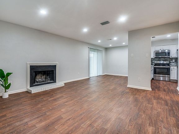 4th image of 13312 Goodland Pl #A