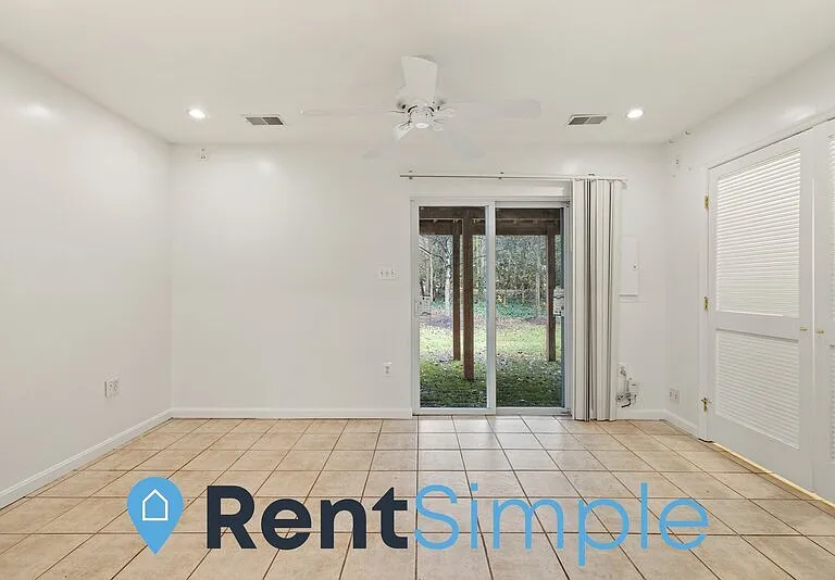 14359 Newbern Loop — Photo 10