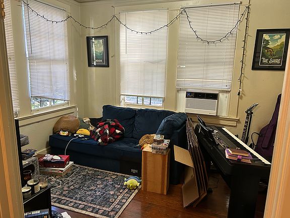 5th image of 8008 Burthe St APT A
