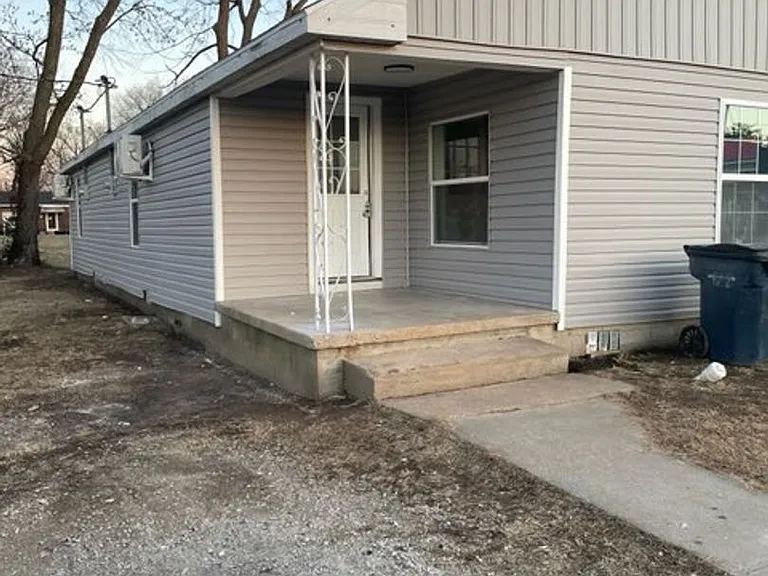 510 S Walnut St — Photo 1