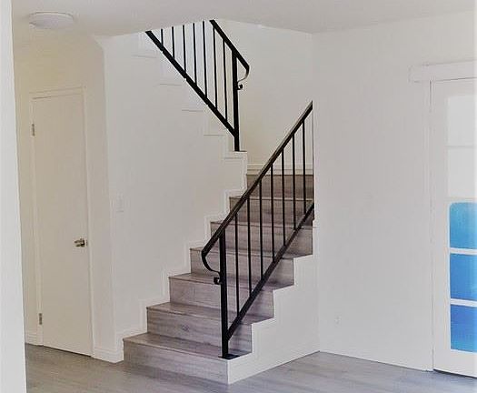 5th image of 11431 Cedar Ave APT A