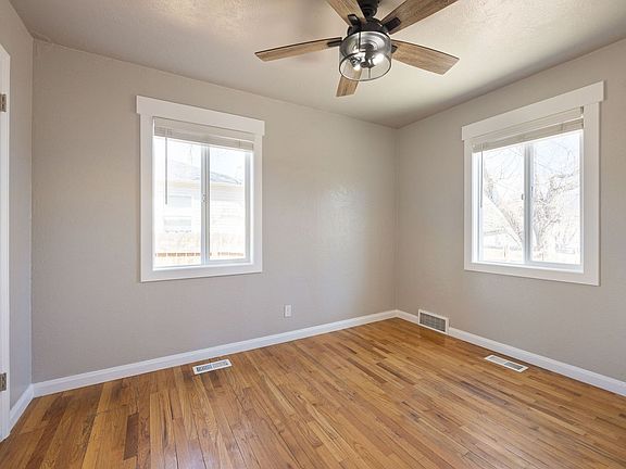5th image of 2444 11th Ave
