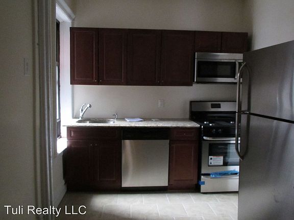 5th image of 320 Fairmount Ave APT 202