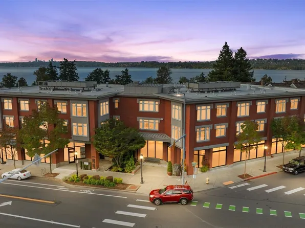 631 Market Street #401, Kirkland, WA 98033