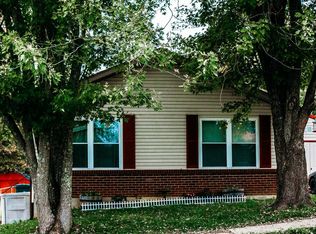 112 Bivins Ct, Radcliff, KY