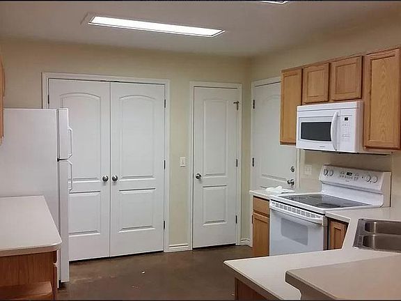 kitchen/laundry doors