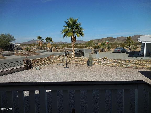 3rd image of 49555 Felspar Ave