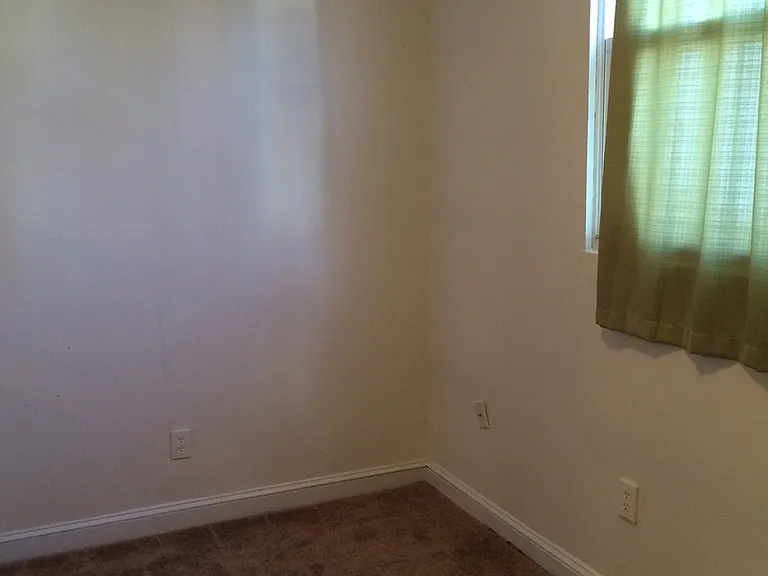 1830 Independence Ave SE — Photo 9