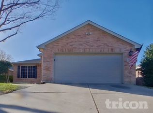 13201 Fencerow Rd, Fort Worth, TX 76244