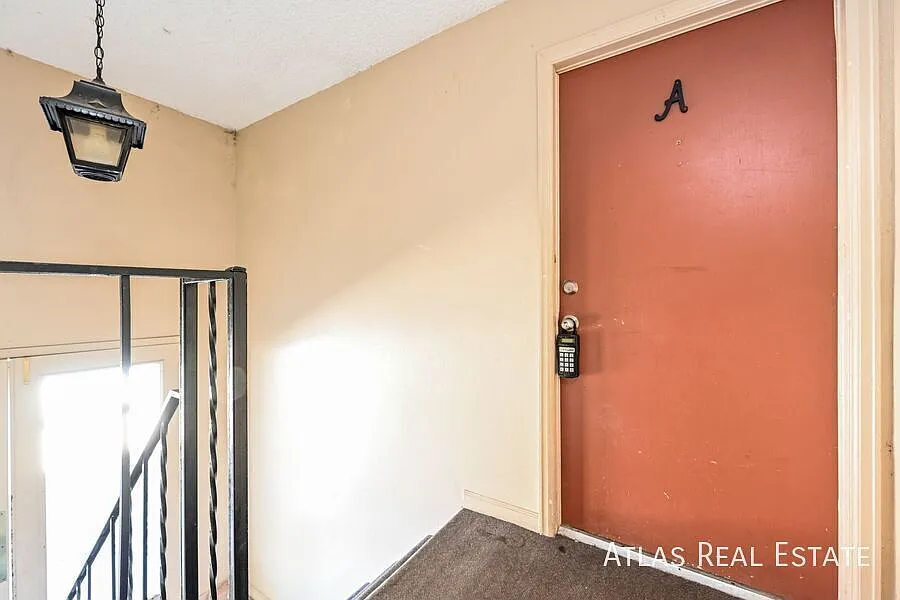 632 South Street — Photo 4