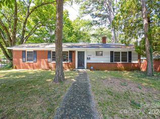 2220 Eastway Dr, Charlotte, NC 28205
