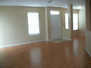 3rd image of 2065 Estancia Cir