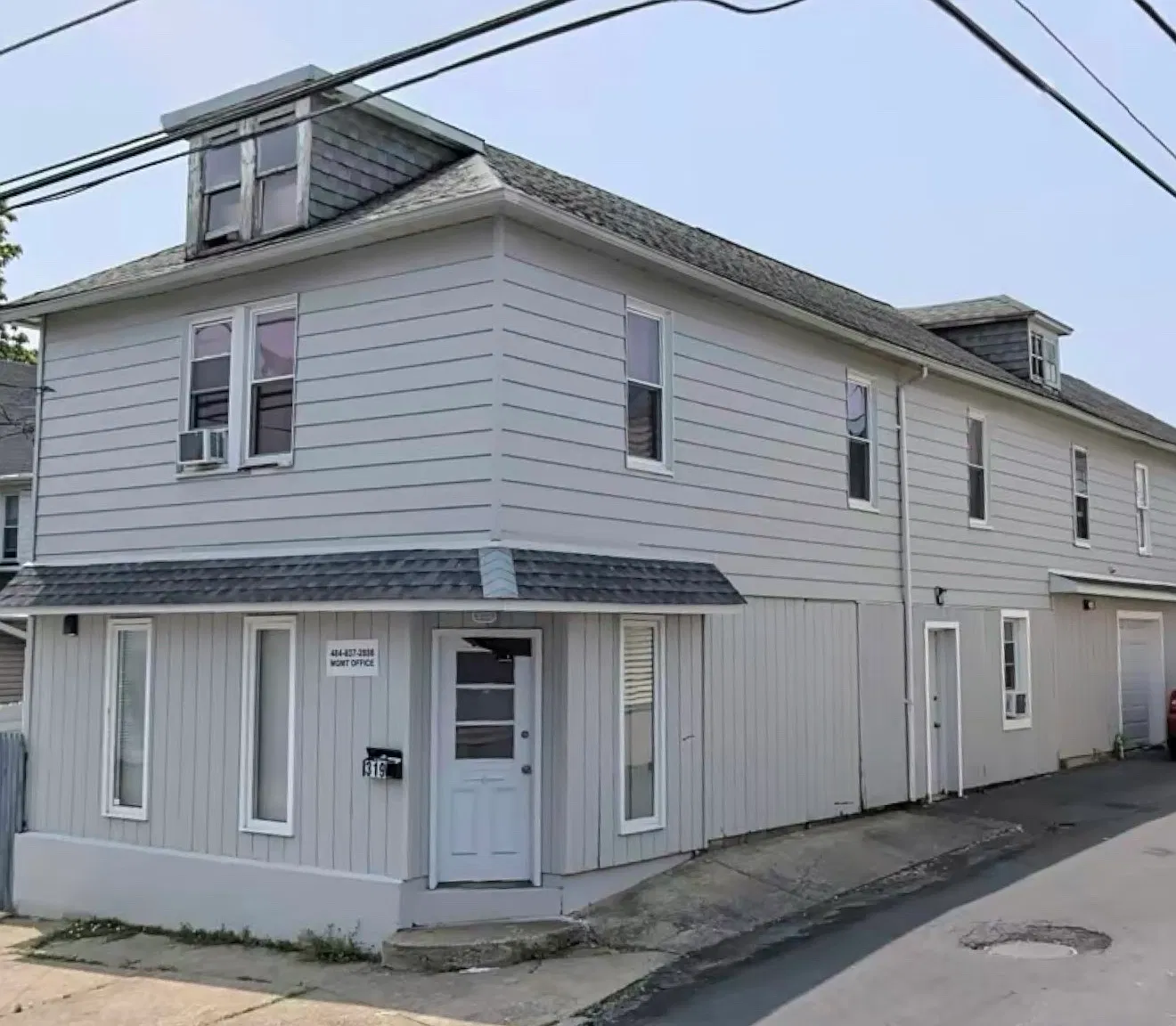 2 bed, $1,400 — Photo 1