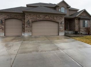 1528 S 1895 W, Woods Cross, UT 84087