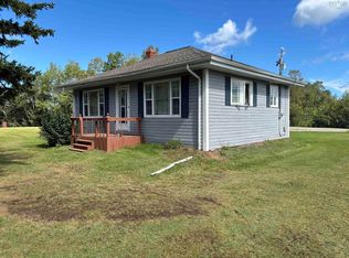 39 Chandelier Dr, Florence, NS B1Y 1E6