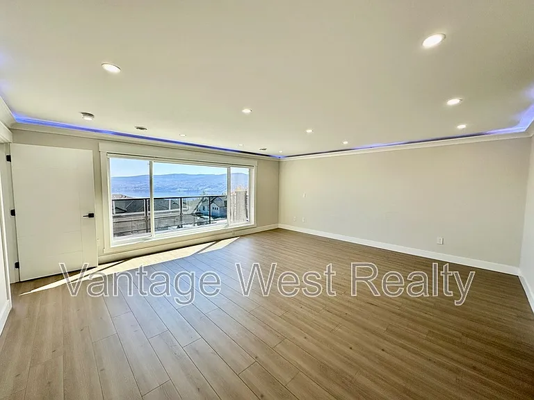 3608 Silver Way — Photo 19