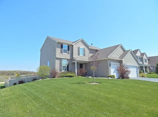 1336 Olive Ln, Hampshire, IL 60140