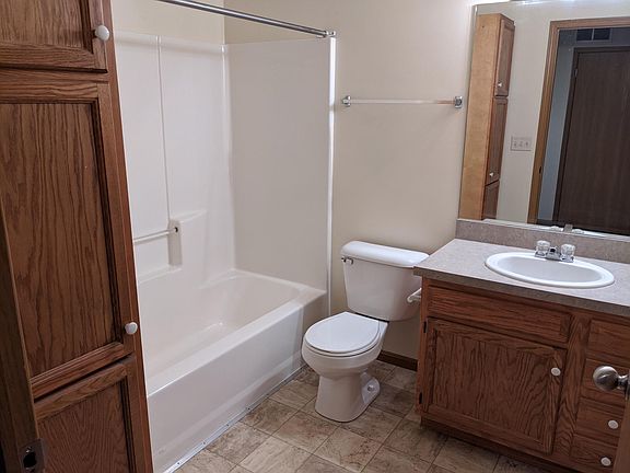 5th image of 240 W McKinley Ave APT 12