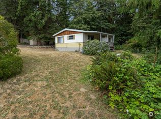 20588 Western Ave NE, Indianola, WA 98342