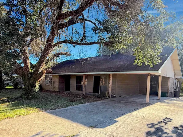 209 Emerald Dr, Thibodaux, LA 70301