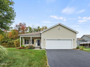 14 Sunrise Cir, Pittsfield, MA 01201