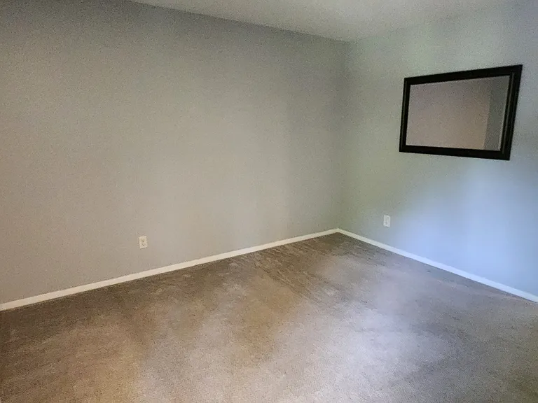 213 Sunny Meade Ln #4 — Photo 32
