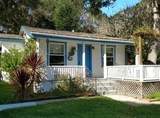 1072 Hellam St, Monterey, CA 93940