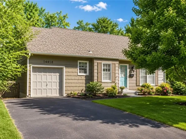 5416 W 51st St, Roeland Park, KS 66205
