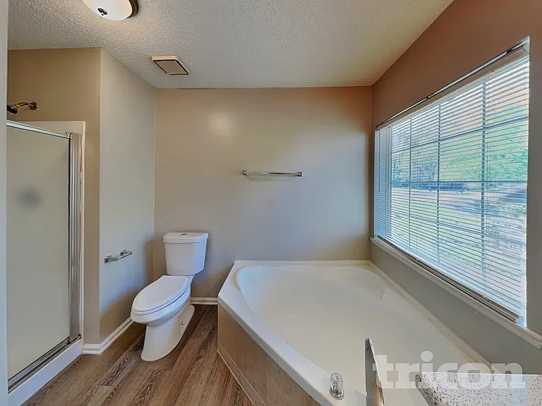 547 Horseshoe Cir — Photo 7