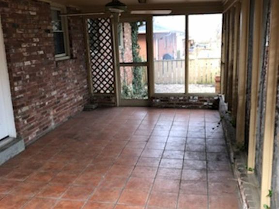 3rd image of 320 Emmett Ave