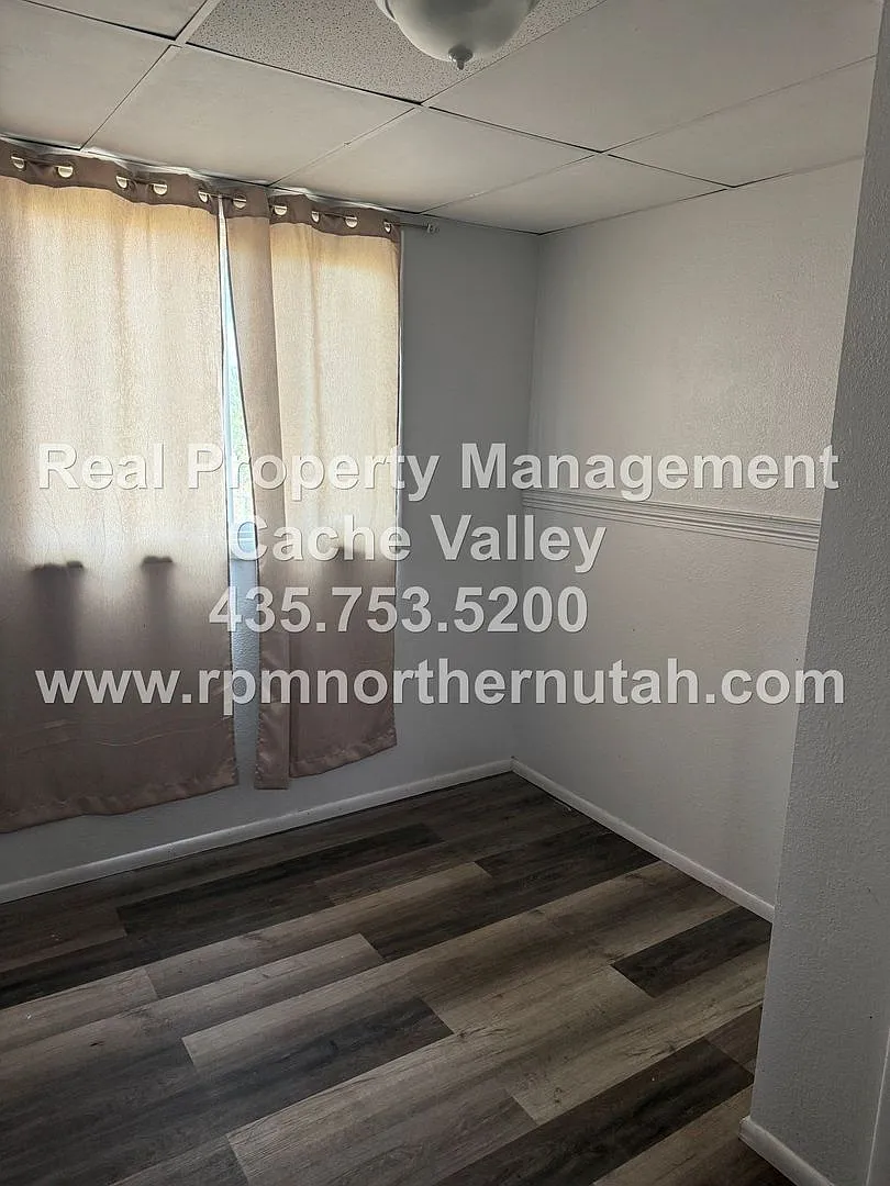 Great House Available in Hyrum! Minutes from JBS and Hyrum Dam! — Photo 4