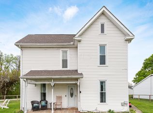 340 N Market St, Mount Sterling, OH 43143