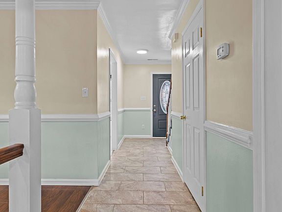 3rd image of 281 Weller Blvd
