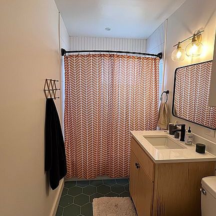 5th image of 5312 E 26th Pl