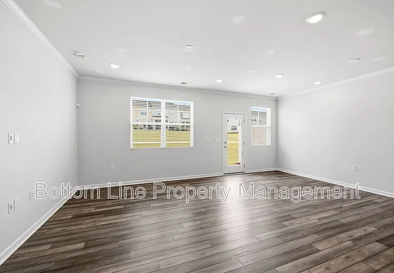 5038 Kota St — Photo 13