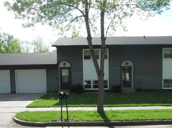 2105 S Overlook Dr #11, Sioux Falls, SD 57103